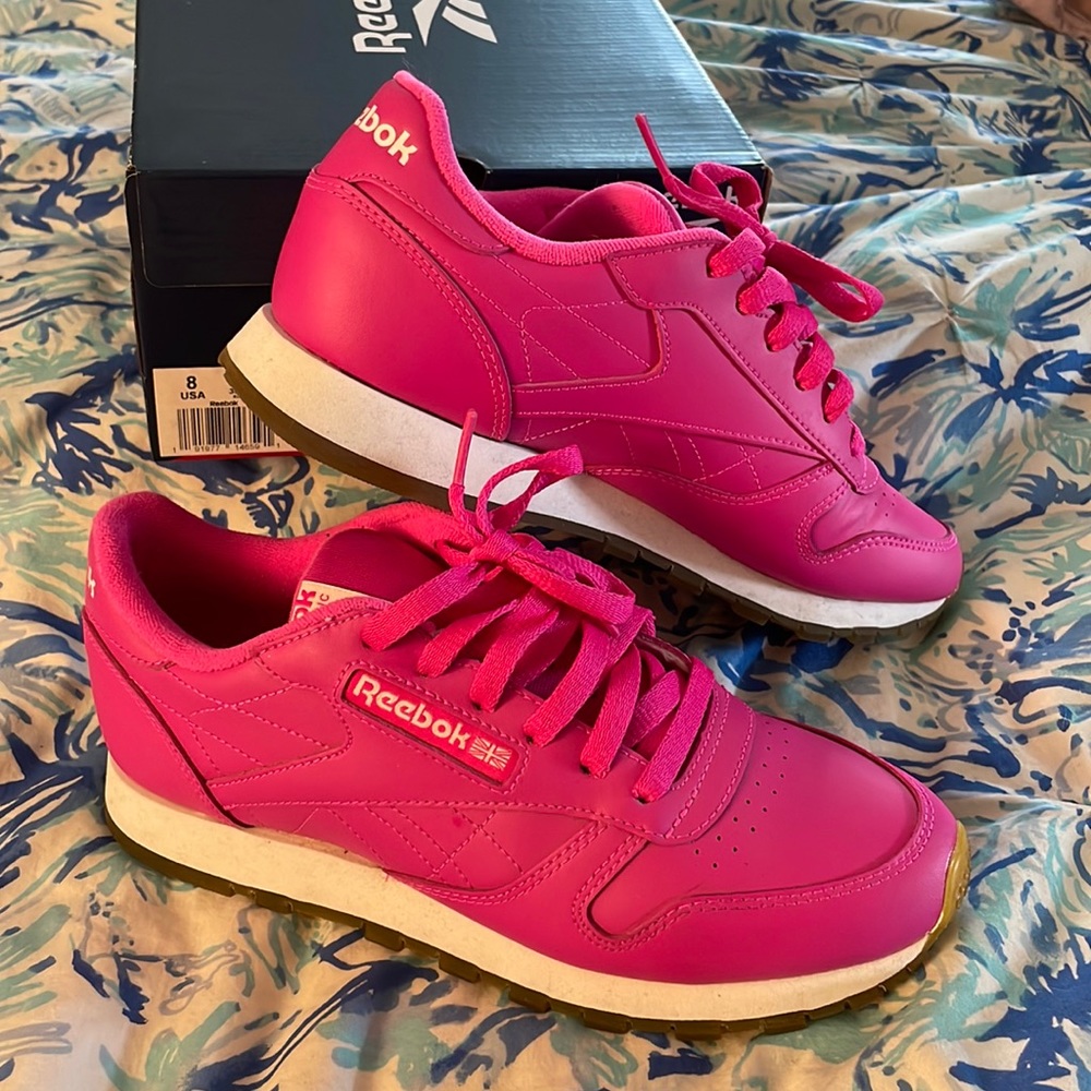 Reebok Classic’s Dynamic Pink Leather - 8